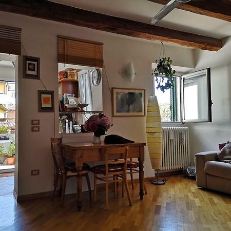 Appartamento La Rondine Pesaro Extérieur photo